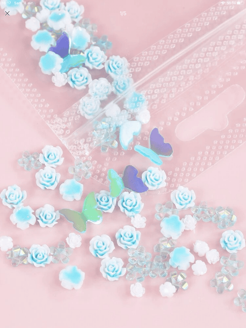 Papillon et fleur 3D - Ongles Elaine Lemay